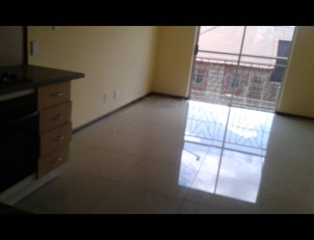 2 BEDROOM APARTMENT SOLD IN WONDERPARK ESTATE